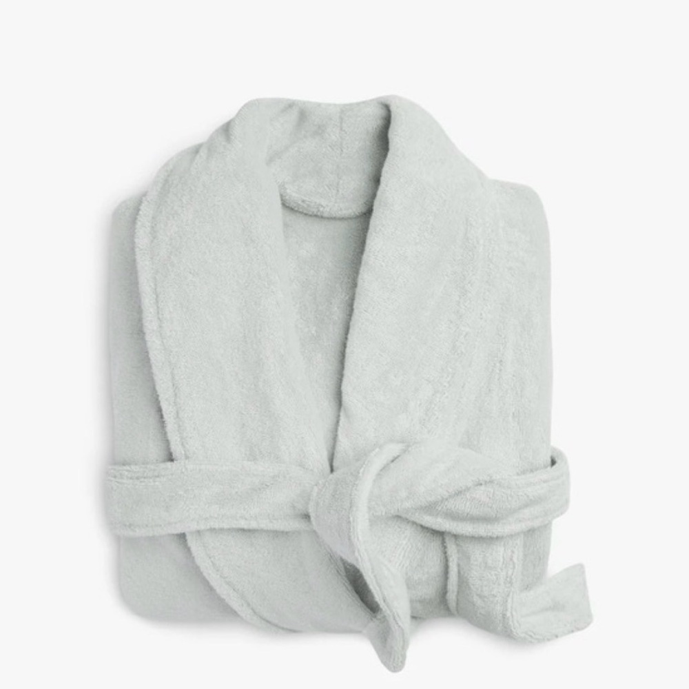 Parachute Luxurious Turkish style Robe size M in the color Mineral NWT - Picture 8 of 13
